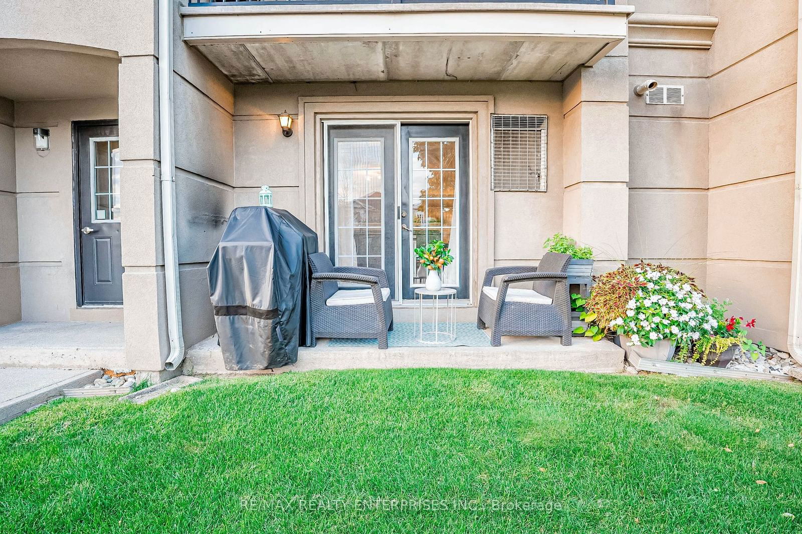 1487 Maple Ave, unit 105 for sale - image #24