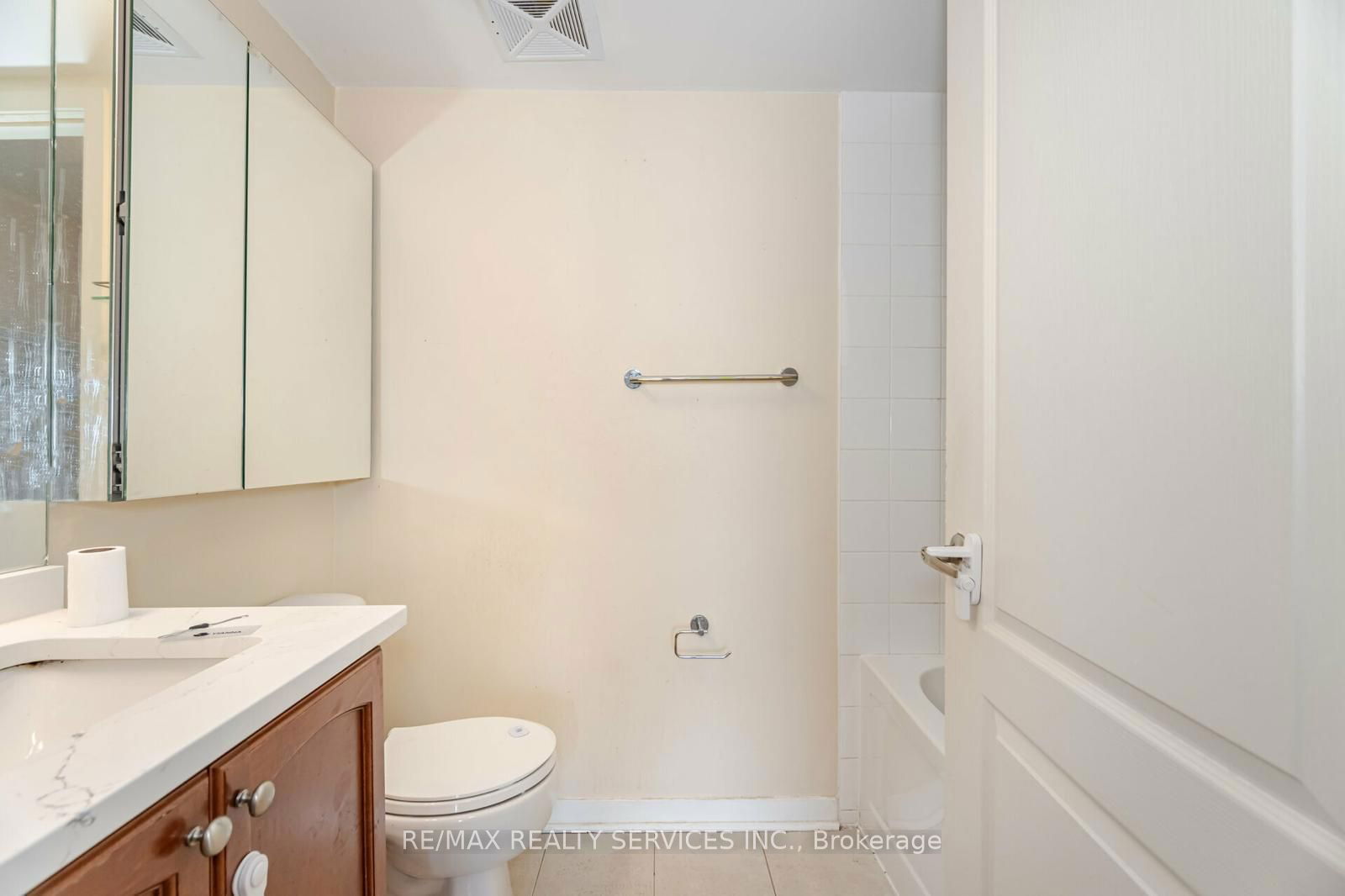 6 Dayspring Circ, unit 2208 for sale - image #19