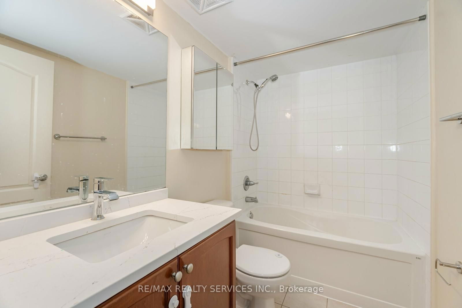 6 Dayspring Circ, unit 2208 for sale - image #23