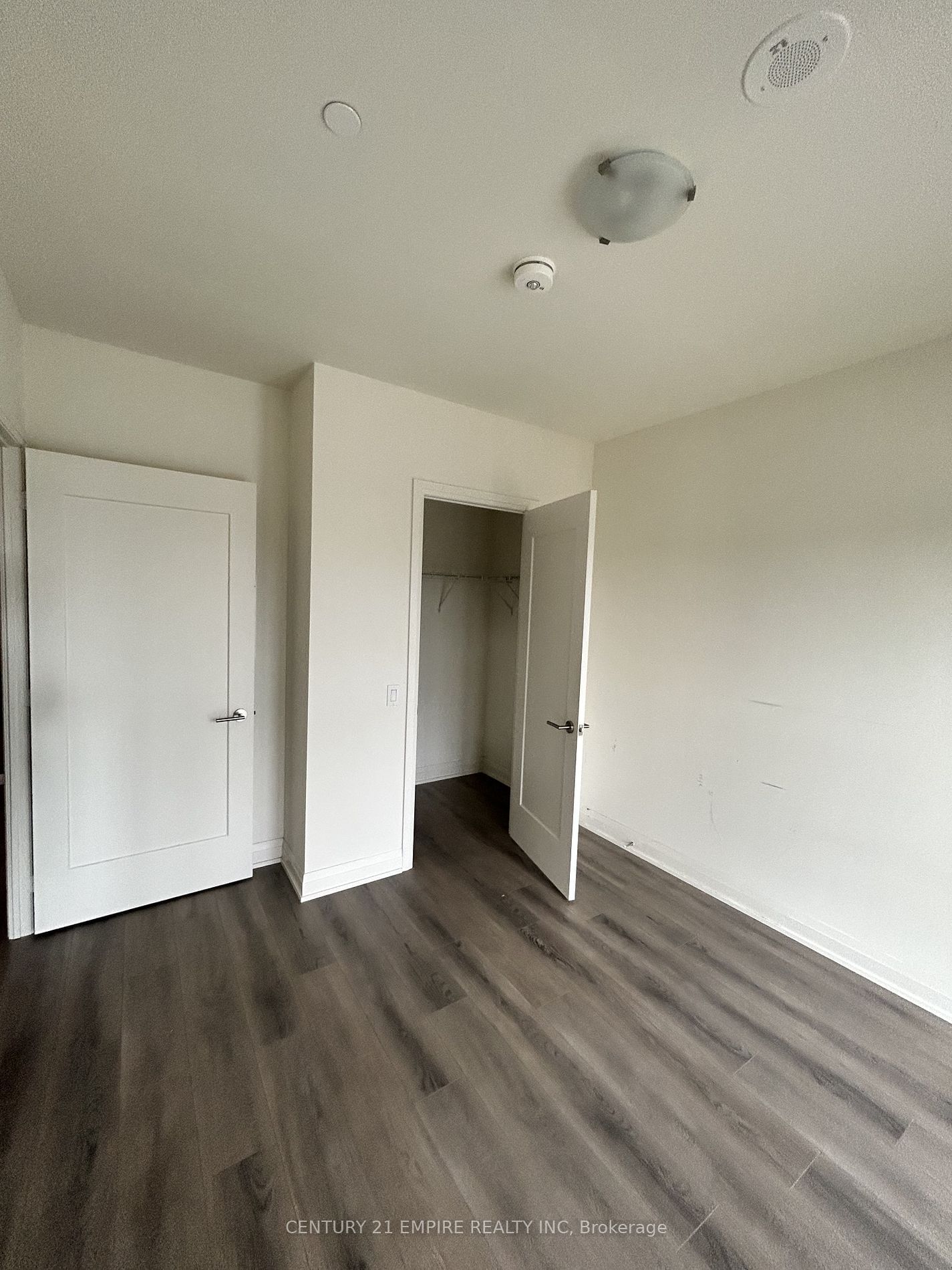 509 Dundas St, unit 203 for rent - image #10