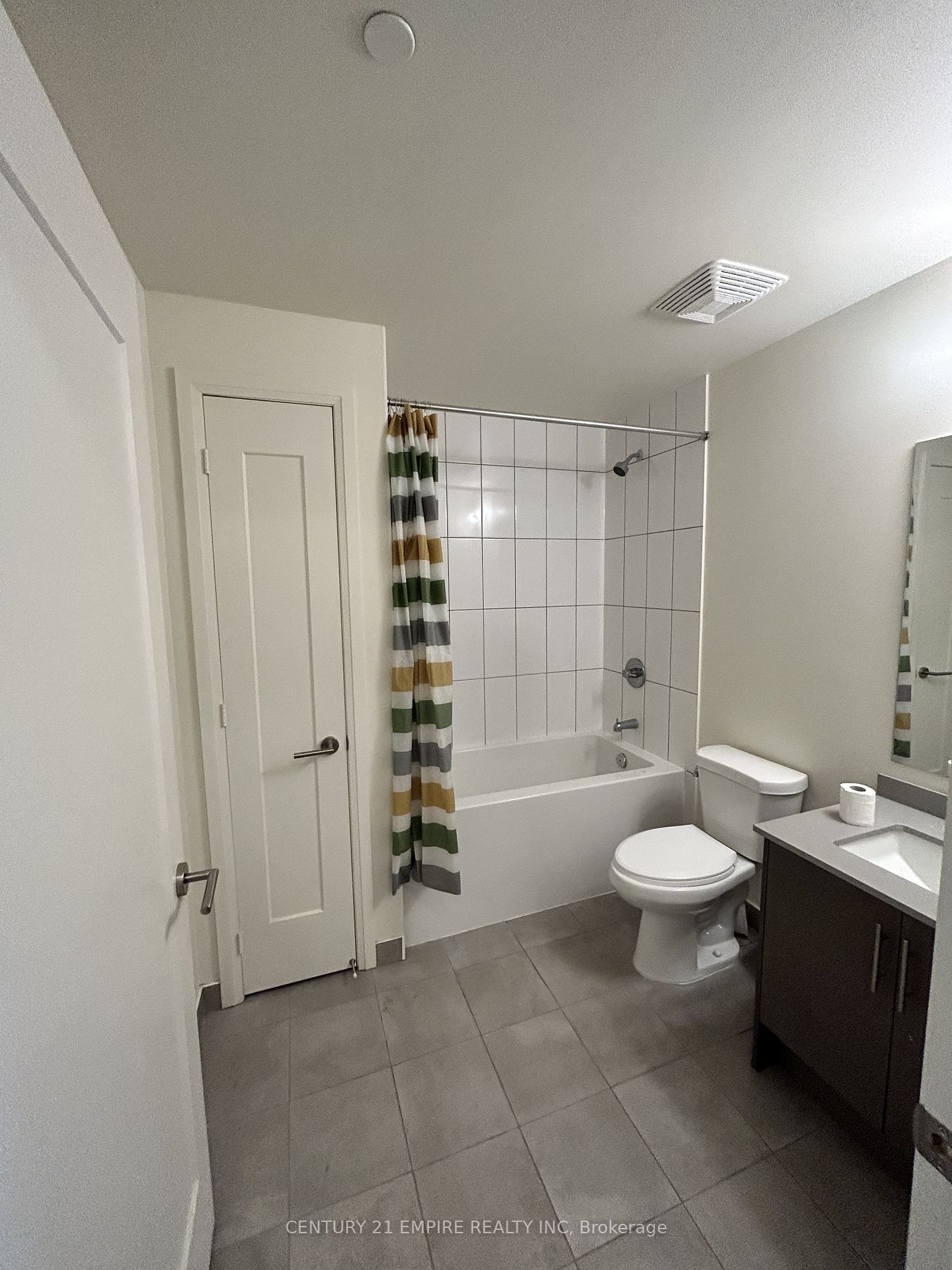 509 Dundas St, unit 203 for rent - image #8