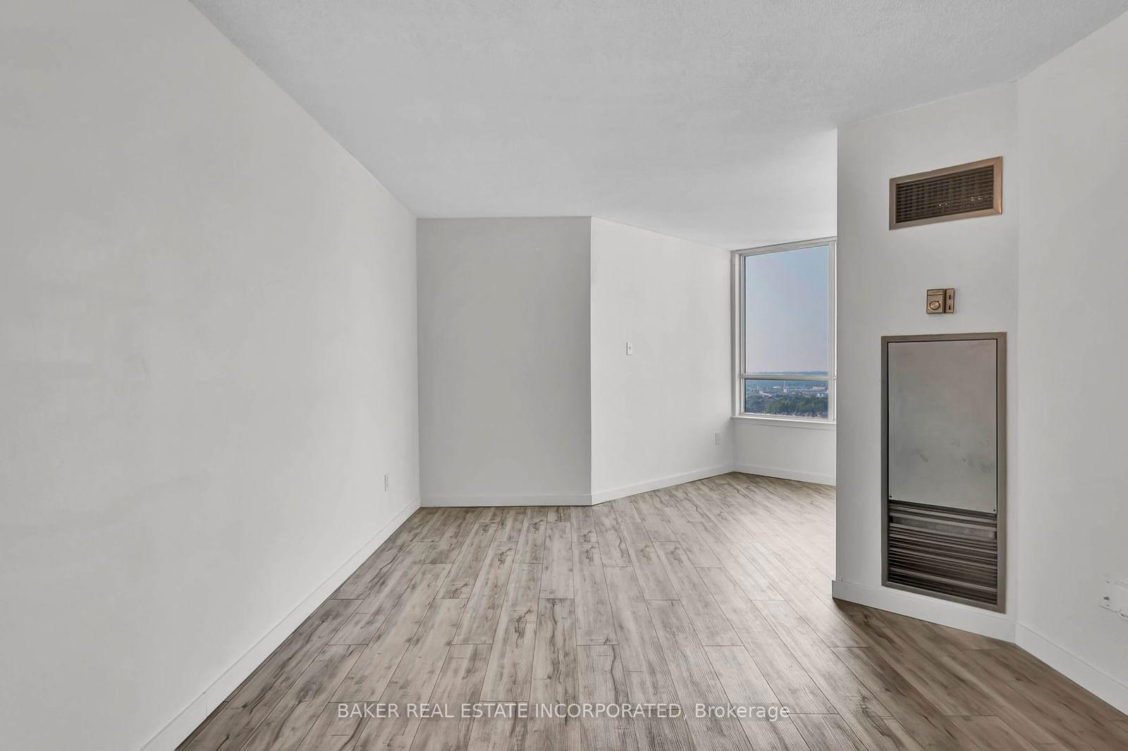 550 Webb Dr, unit 2406 for sale - image #12