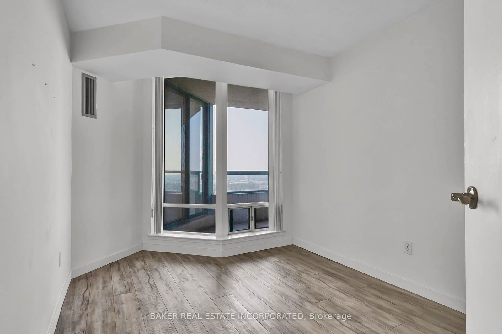 550 Webb Dr, unit 2406 for sale - image #17