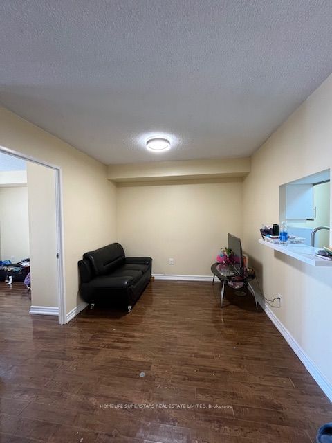 265 Enfield Pl, unit 707 for rent - image #8