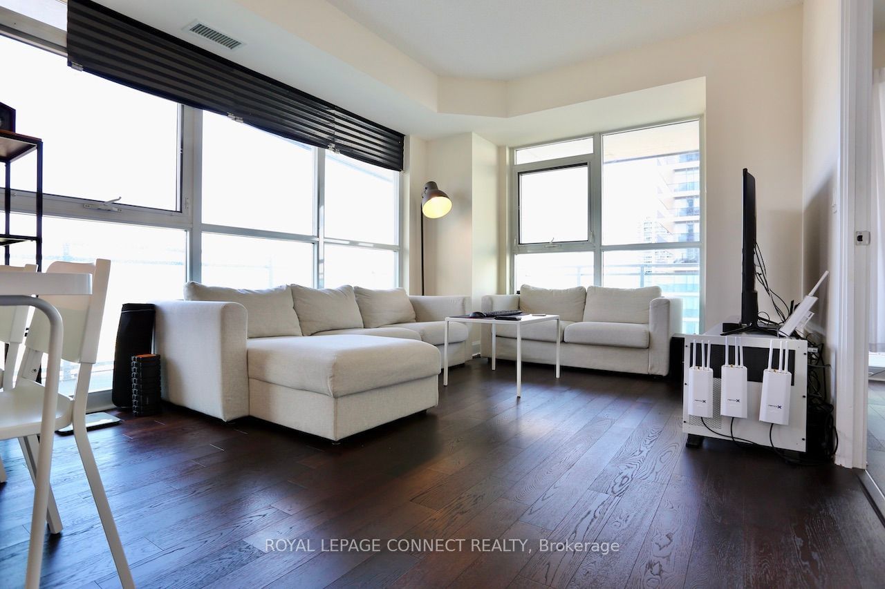 33 Shore Breeze Dr, unit 2504 for sale - image #11