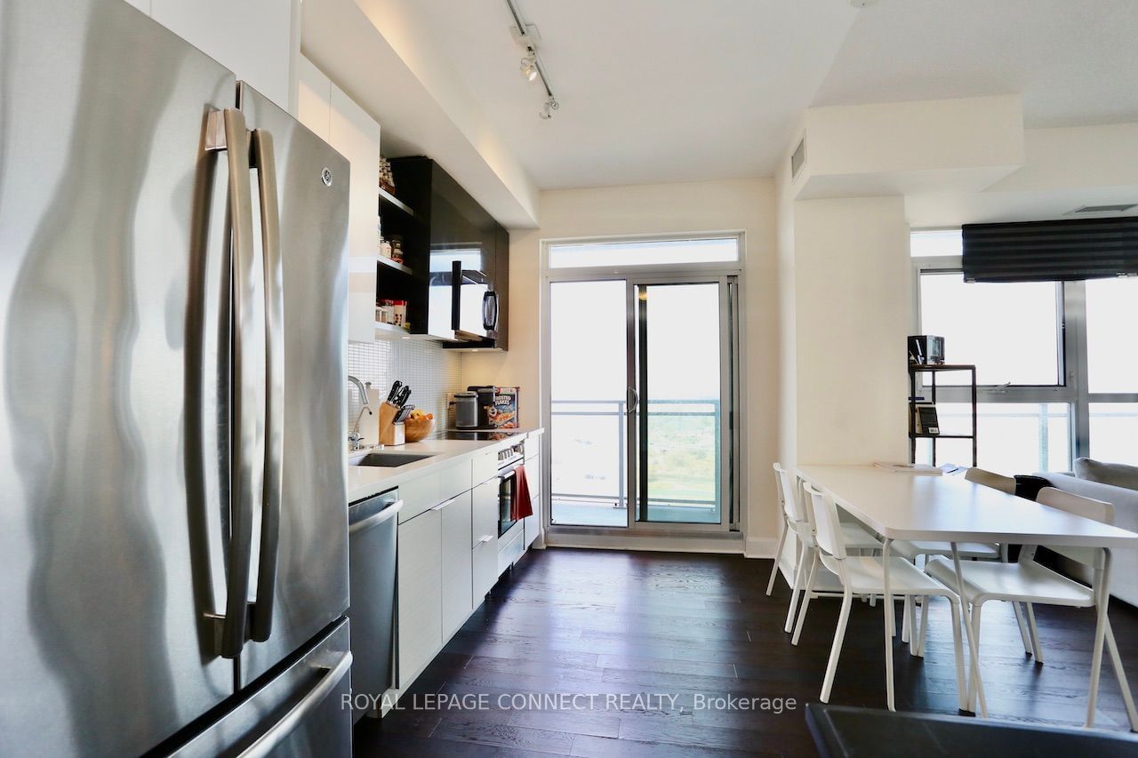 33 Shore Breeze Dr, unit 2504 for sale - image #7