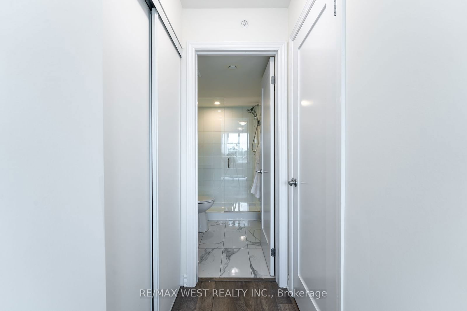 95 Eastwood Park Gdns, unit 14 for sale - image #24