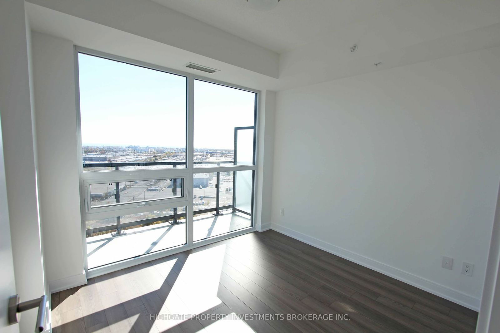 20 Thomas Riley Rd, unit 1707 for rent - image #5