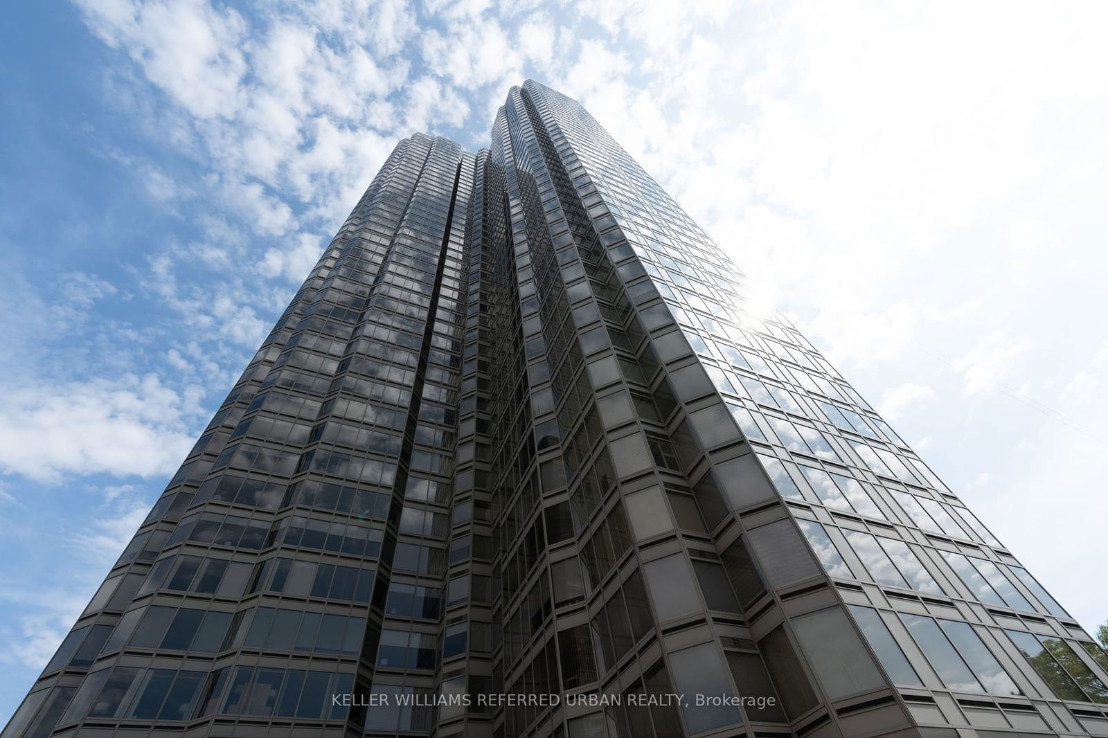 1 Palace Pier Crt, unit 409 for rent - image #32