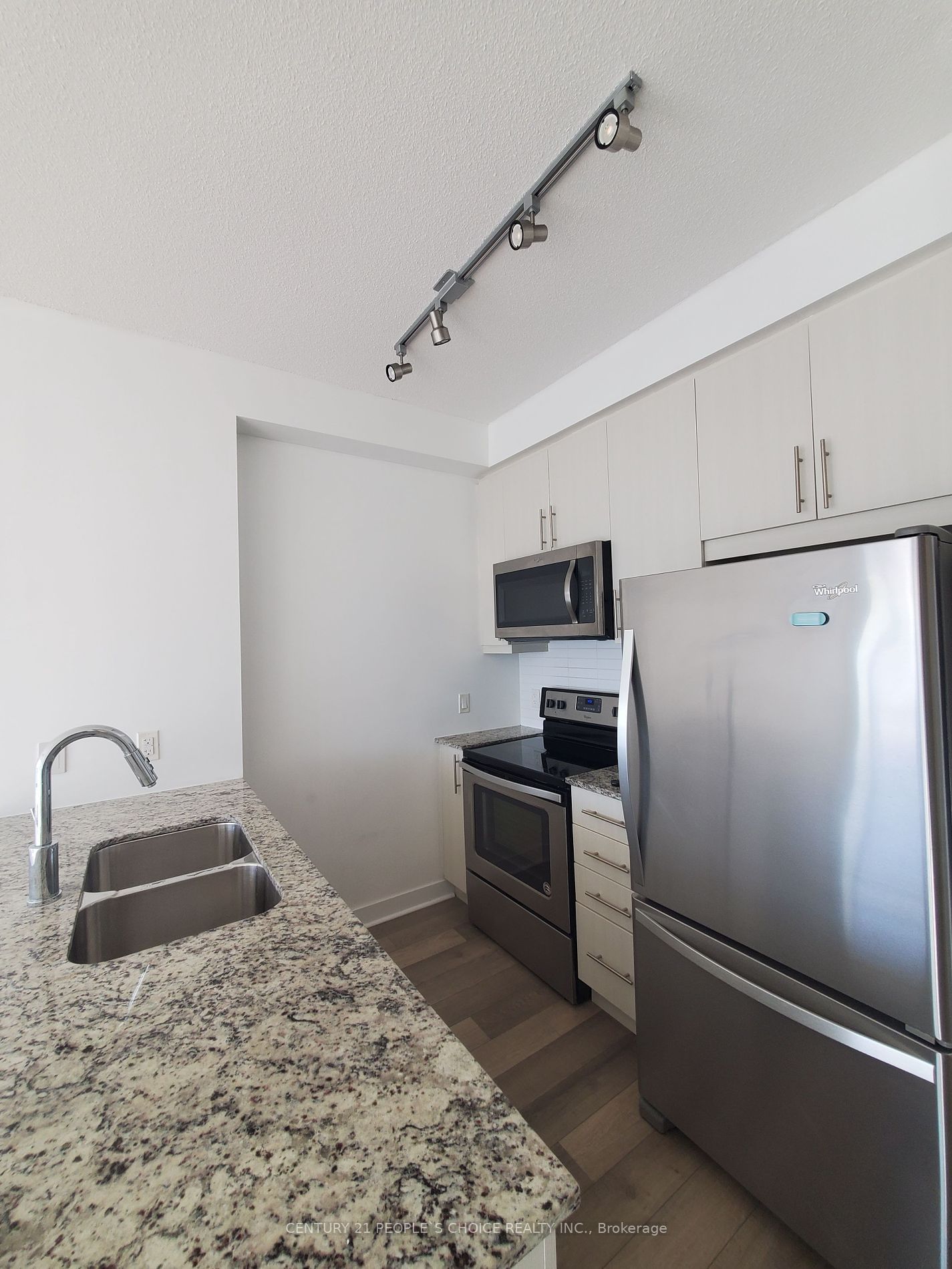 3975 Grand Park Dr, unit 3005 for rent - image #4