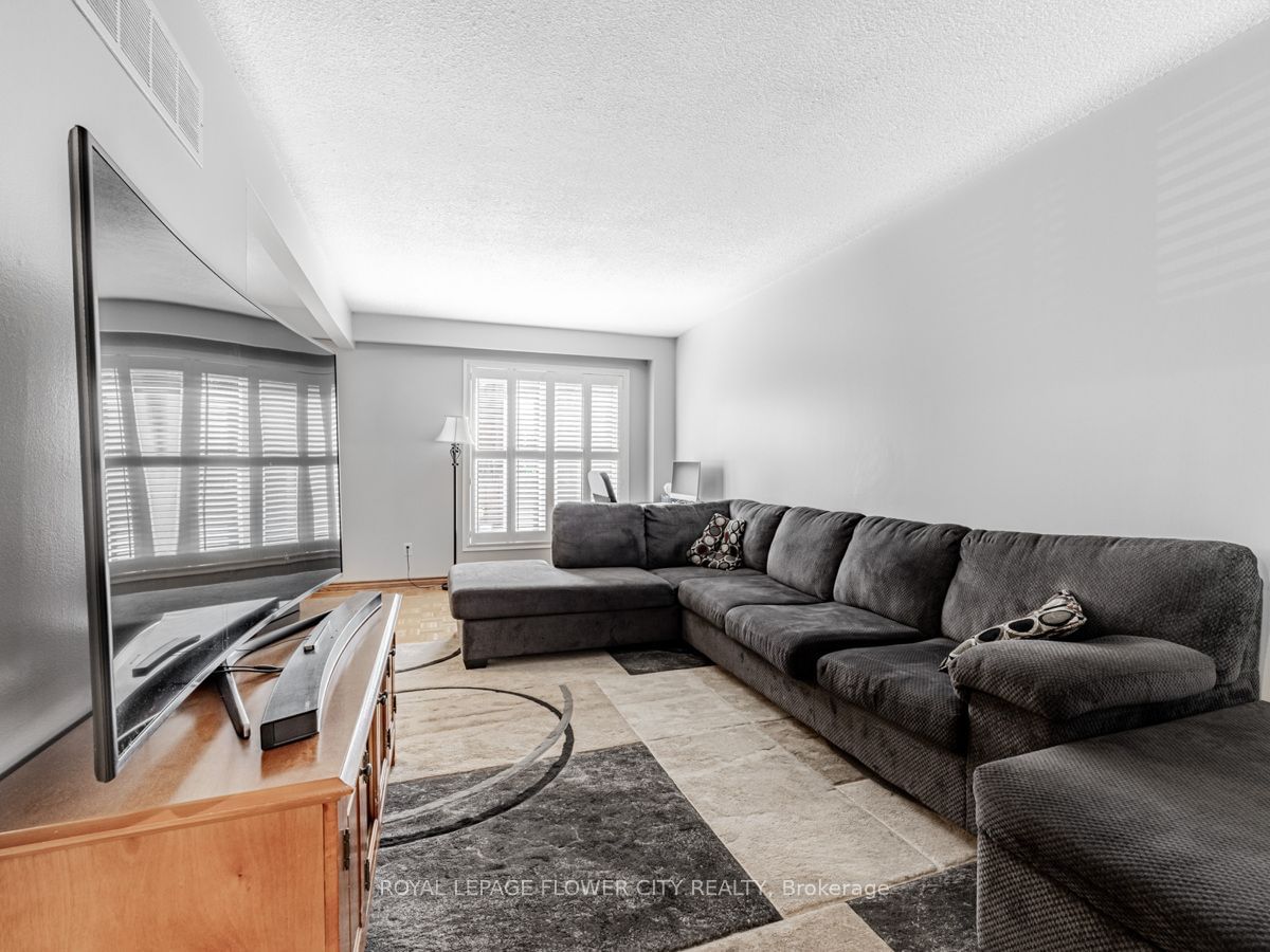 750 Burnhamthorpe Rd E, unit 31 for sale - image #6