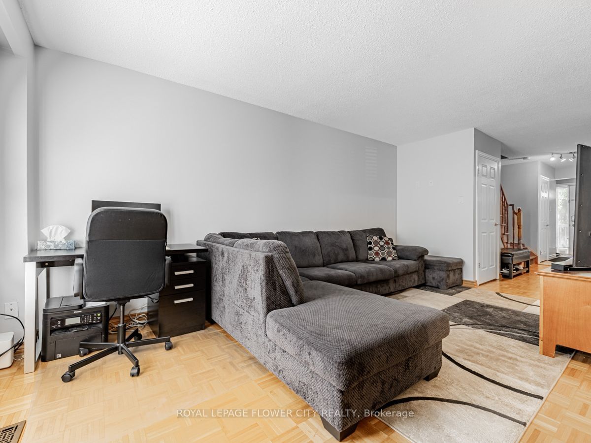 750 Burnhamthorpe Rd E, unit 31 for sale - image #7