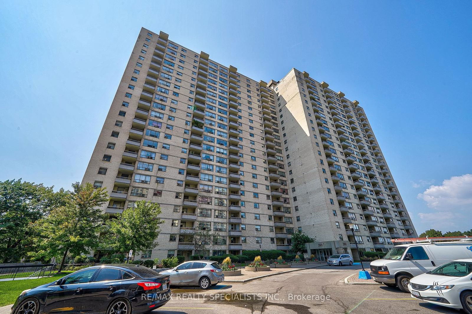 390 Dixon Rd, unit 1714 for sale - image #1