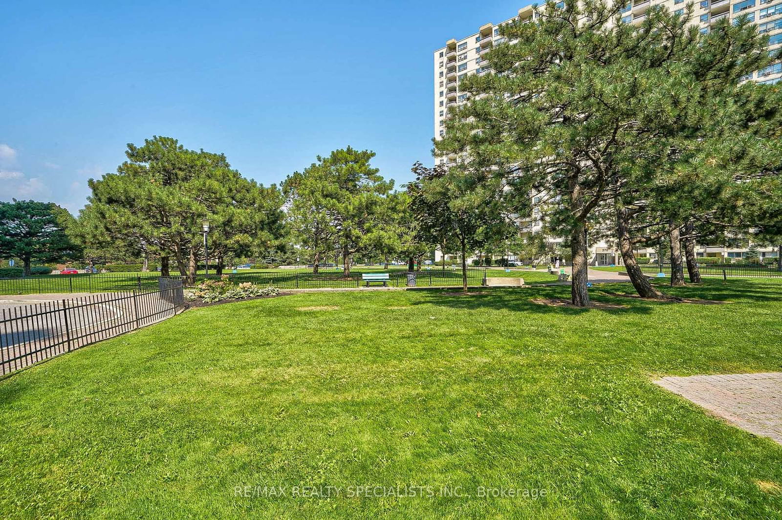 390 Dixon Rd, unit 1714 for sale - image #35