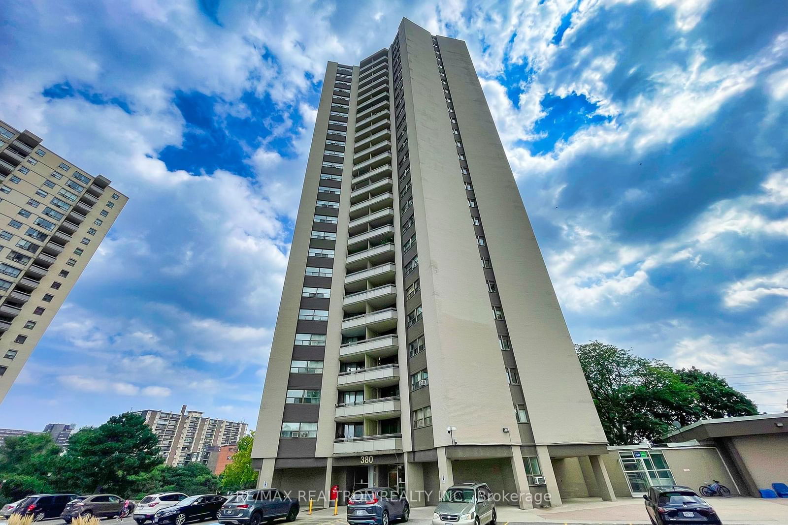 380 Dixon Rd, unit 1805 for sale - image #1