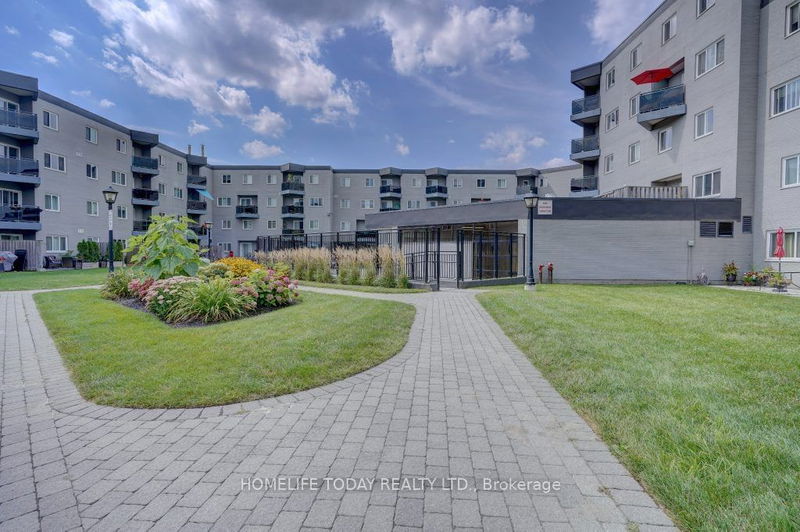 2001 Bonnymede Dr, unit 40 for sale - image #1