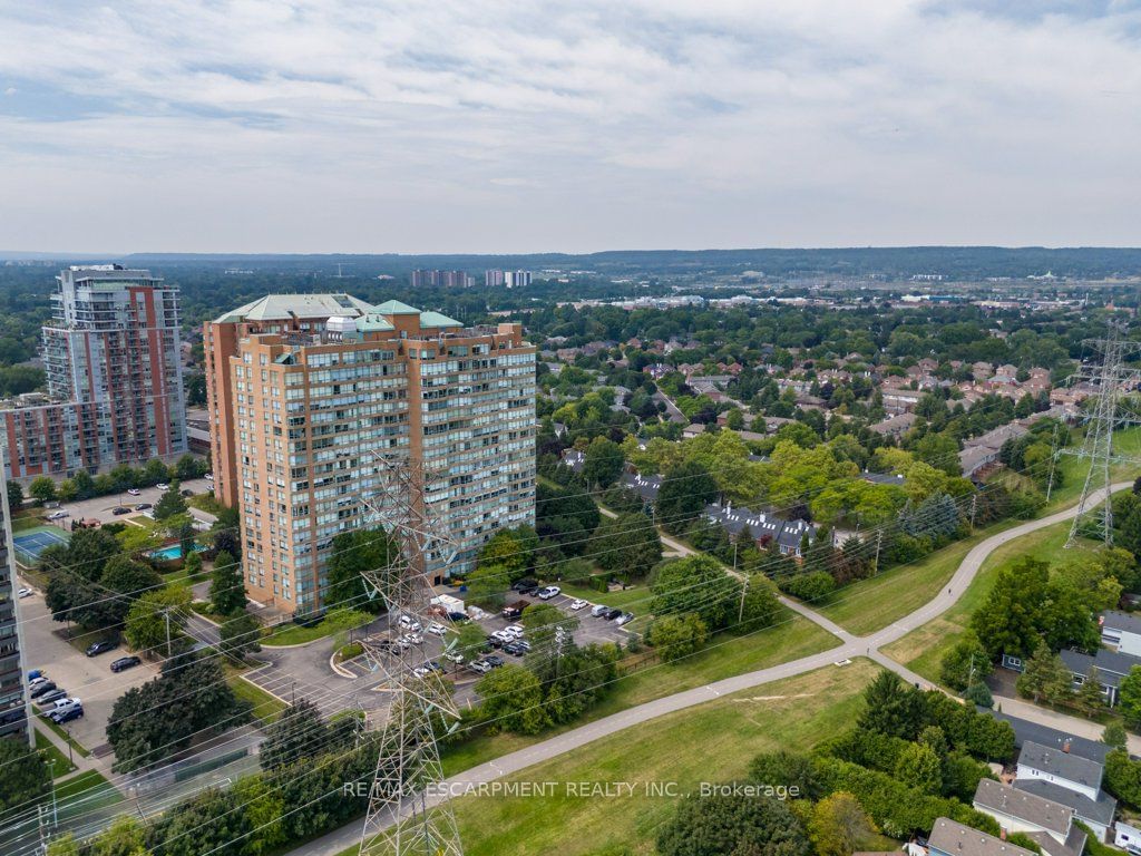 Grande Regency, Burlington, Toronto