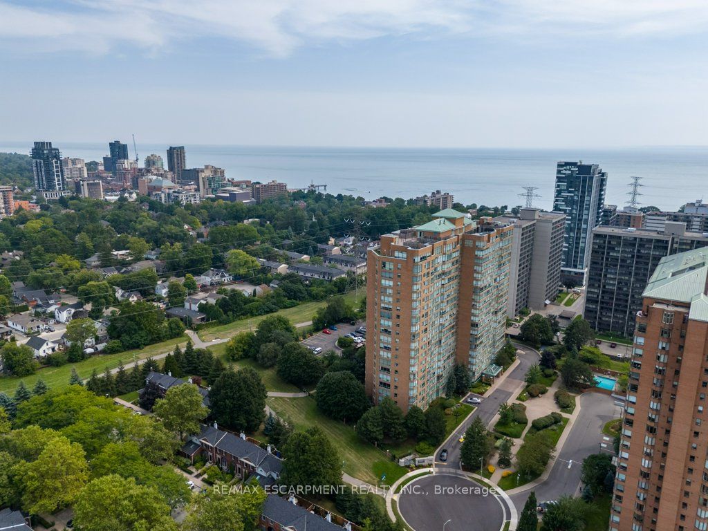 Grande Regency, Burlington, Toronto