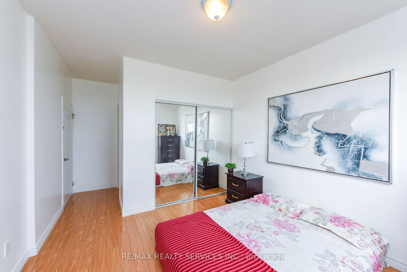 7405 Goreway Dr, unit 716 for sale - image #21