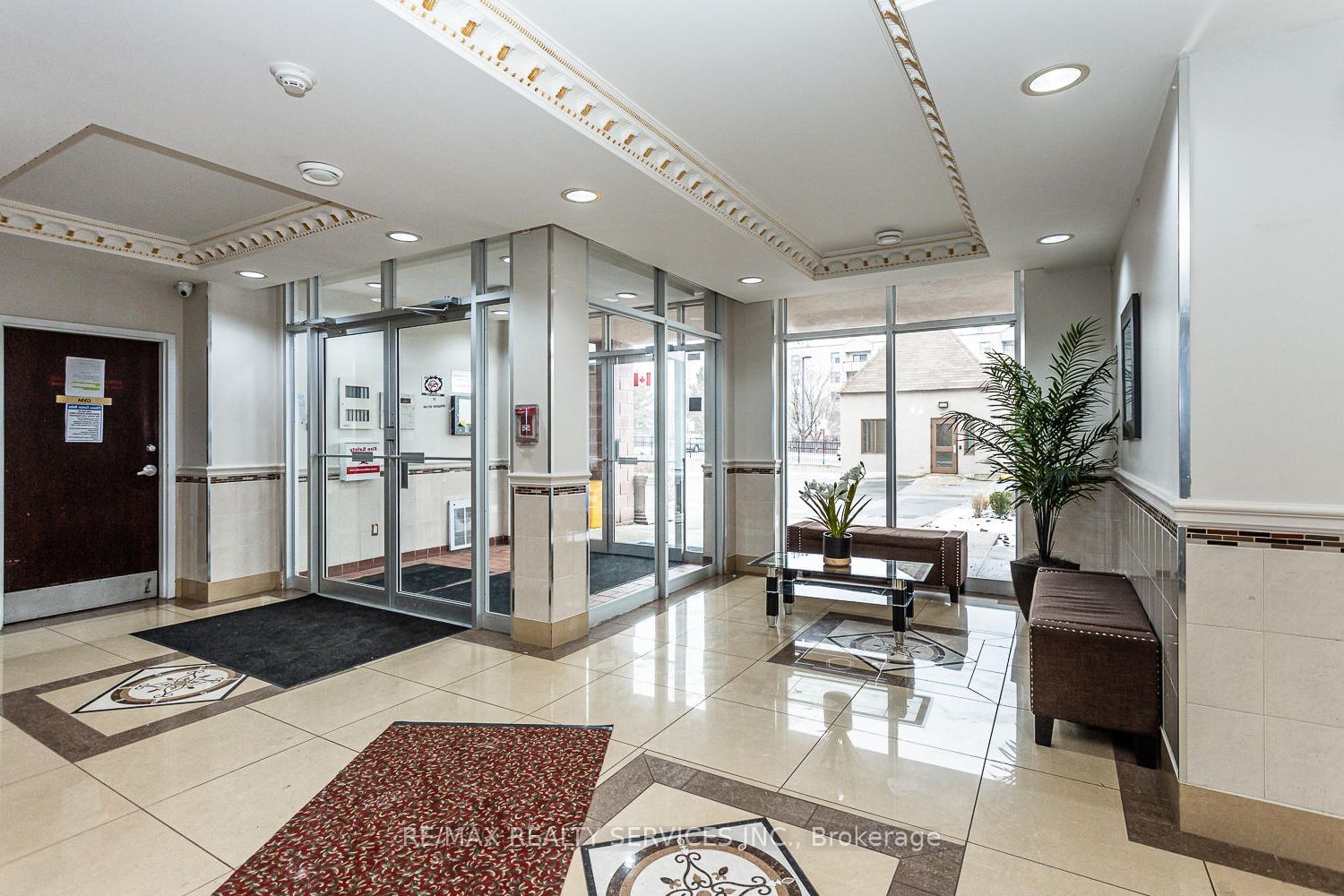 7405 Goreway Dr, unit 716 for sale - image #9