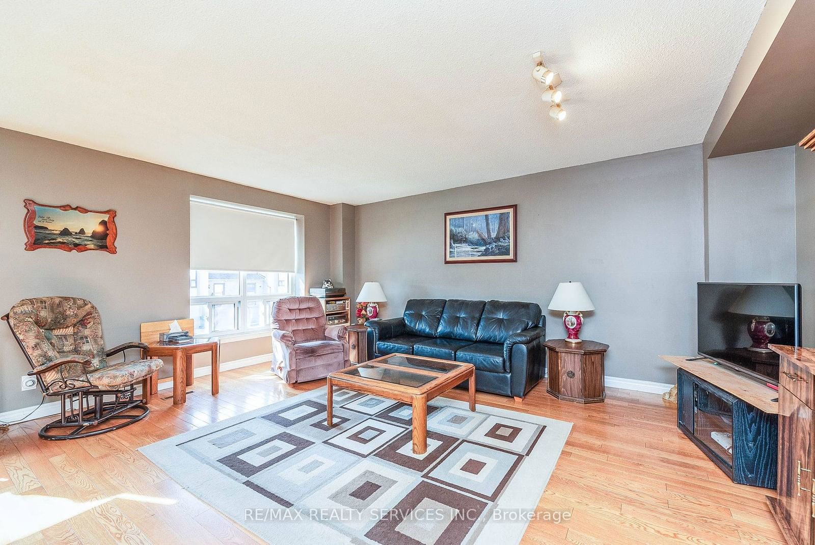 51 Guildford Cres, unit 51 for sale - image #7