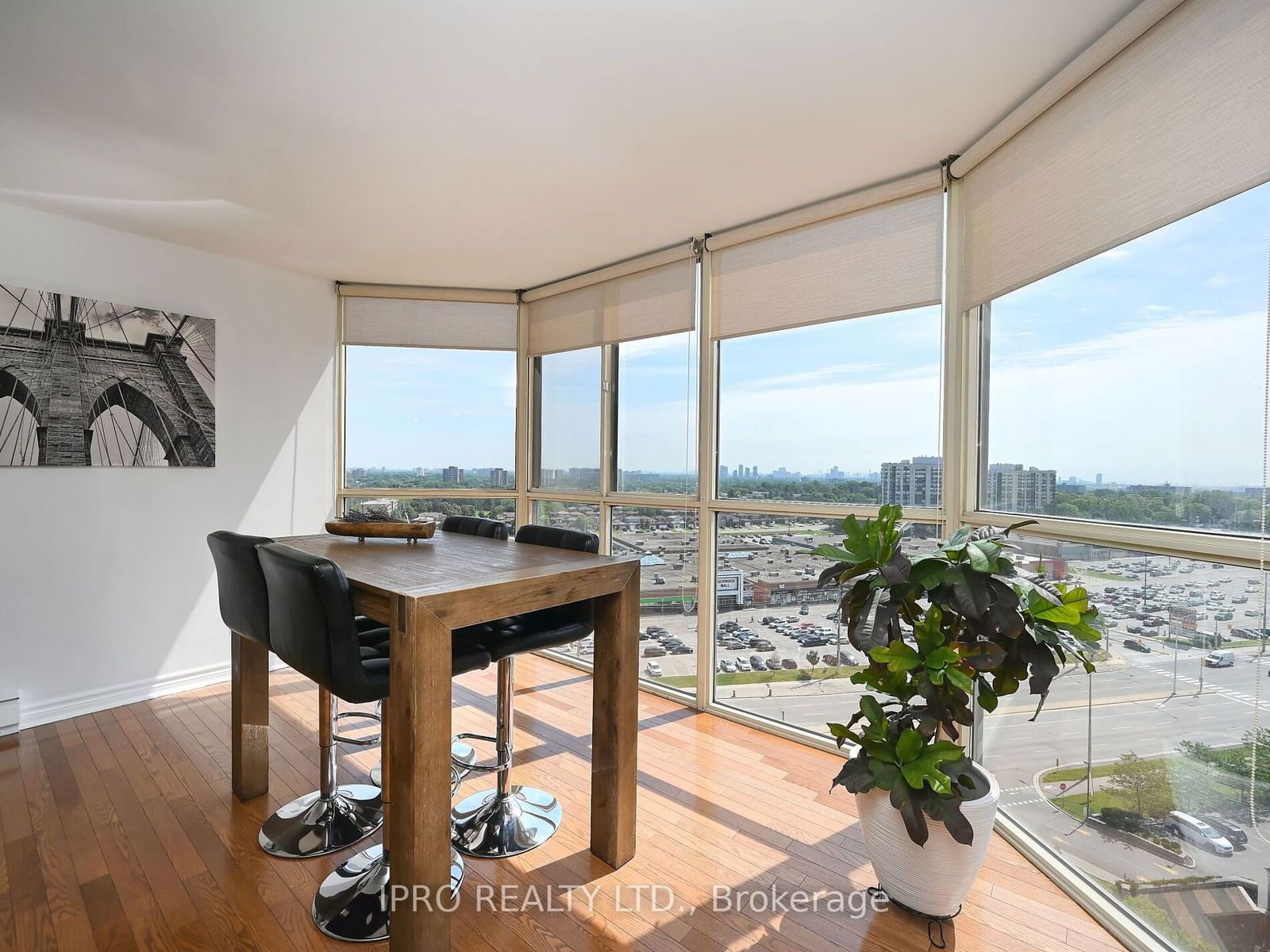 1360 Rathburn Rd E, unit 1507 for sale - image #16