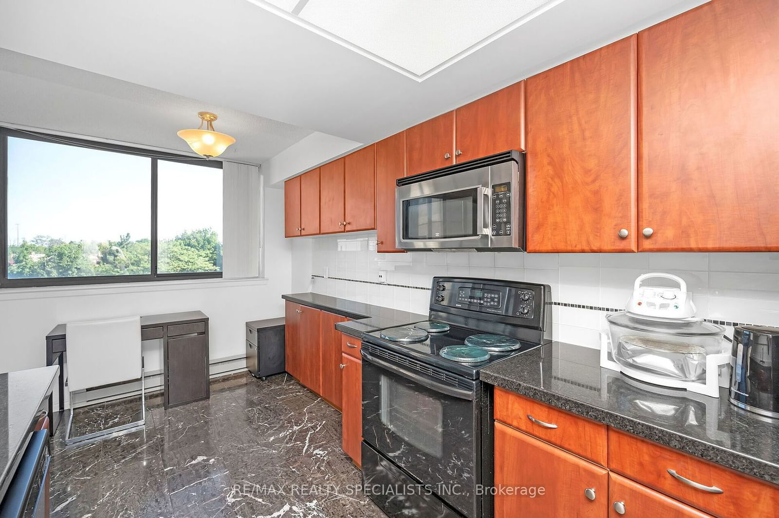 4235 Sherwoodtowne Blvd, unit 402 for sale