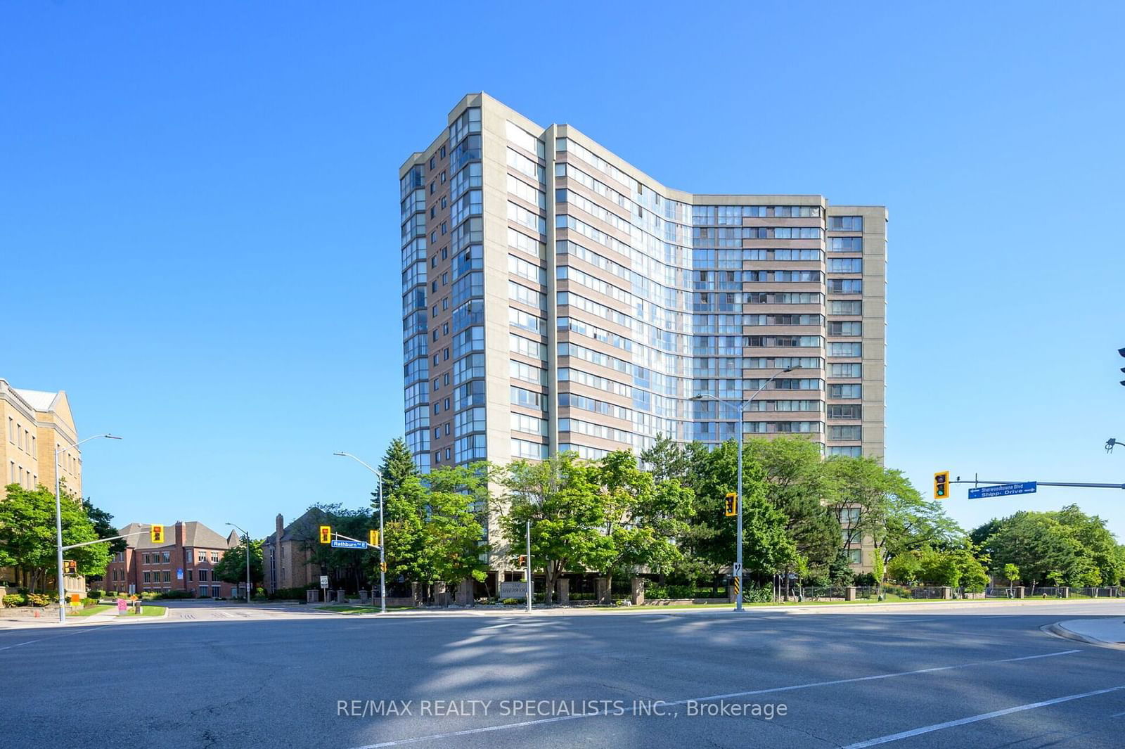 4235 Sherwoodtowne Blvd, unit 402 for sale - image #3