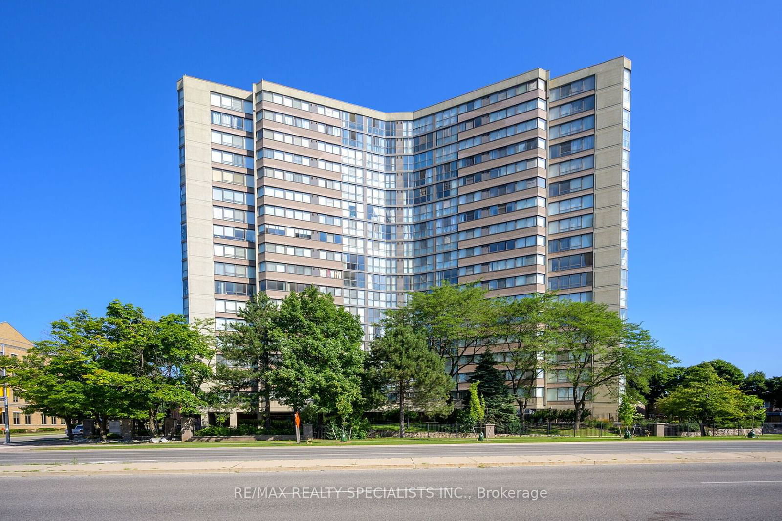 4235 Sherwoodtowne Blvd, unit 402 for sale - image #4