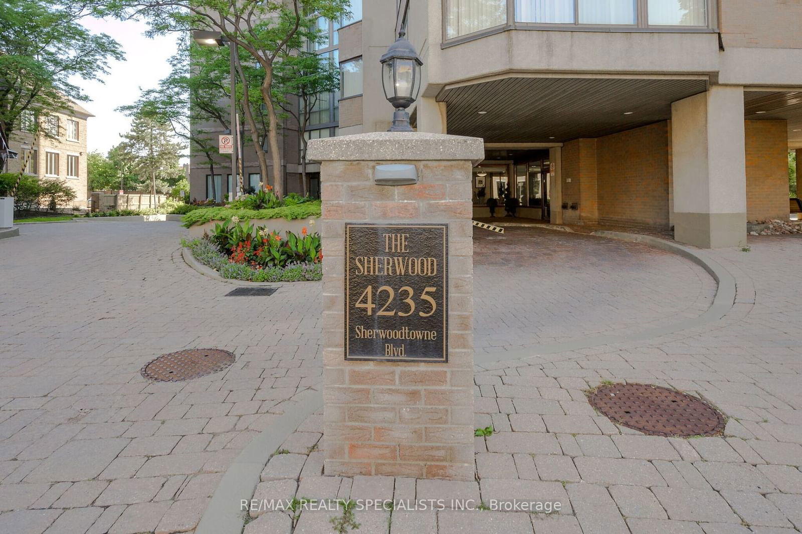 4235 Sherwoodtowne Blvd, unit 402 for sale - image #5