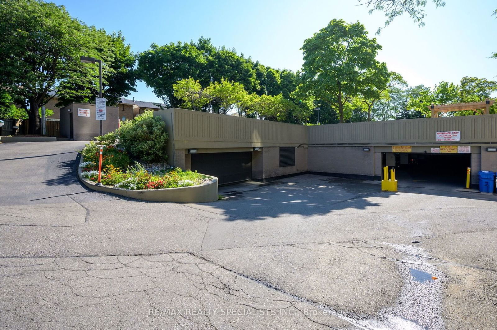 4235 Sherwoodtowne Blvd, unit 402 for sale - image #8