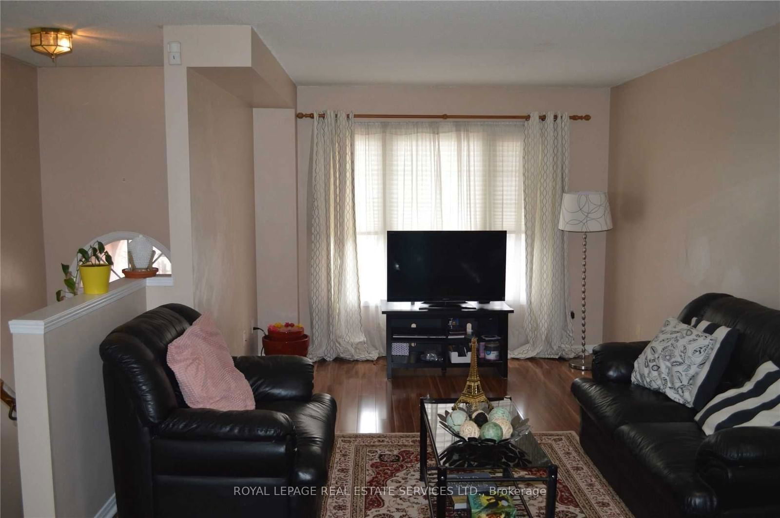 5030 Heatherleigh Ave, unit 83 for sale - image #4