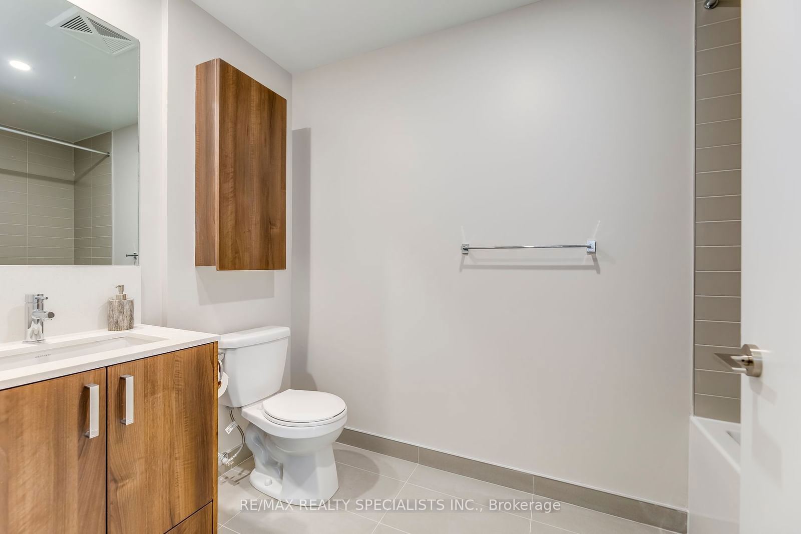 1787 ST. CLAIR Ave W, unit 428 for sale - image #23