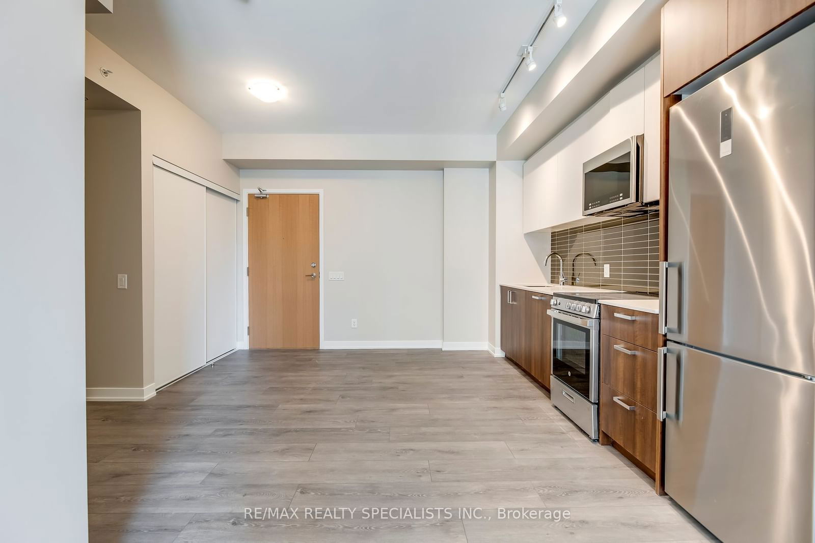 1787 ST. CLAIR Ave W, unit 428 for sale - image #4