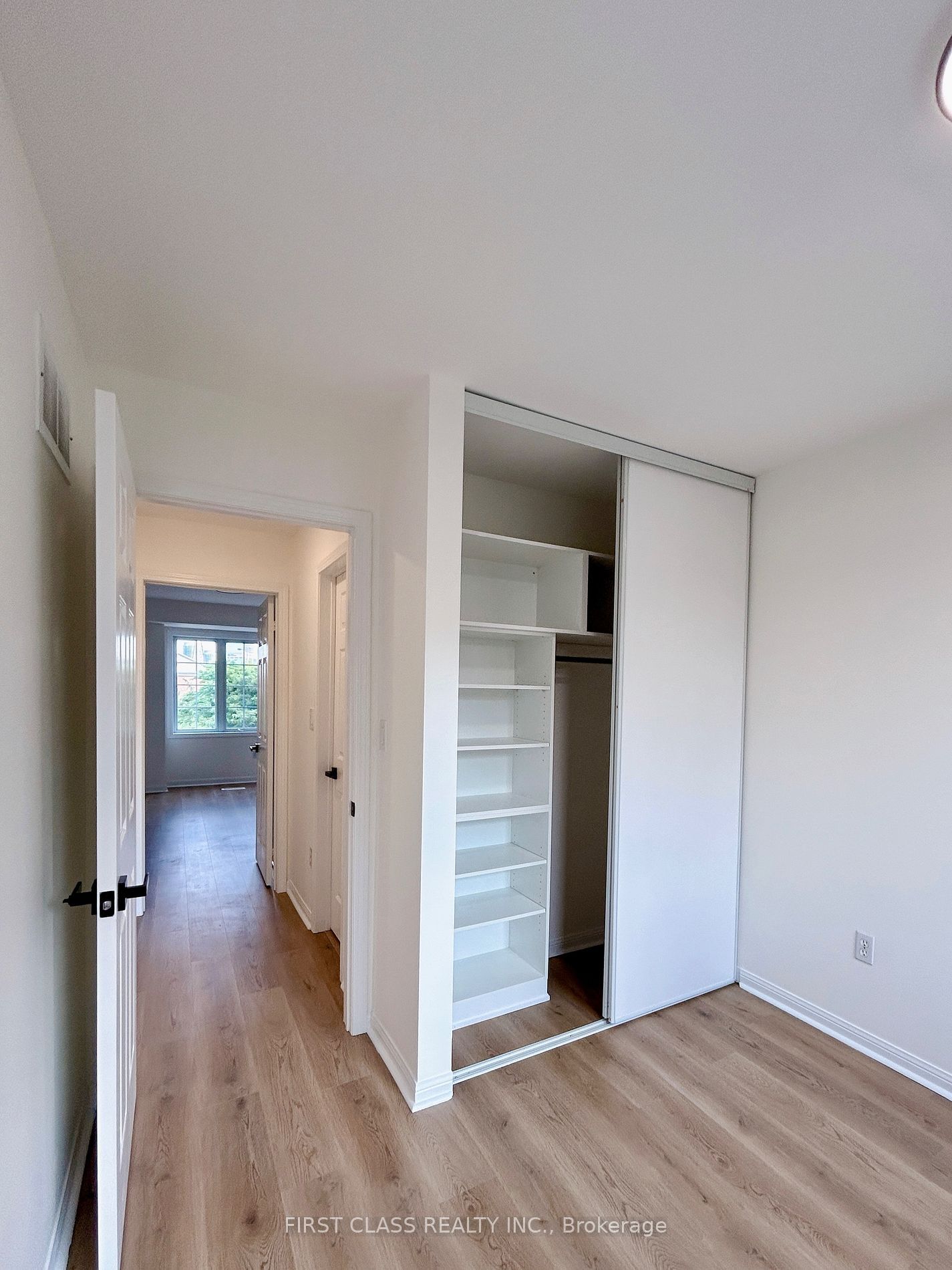 80 Acorn Pl, unit 50 for rent - image #14