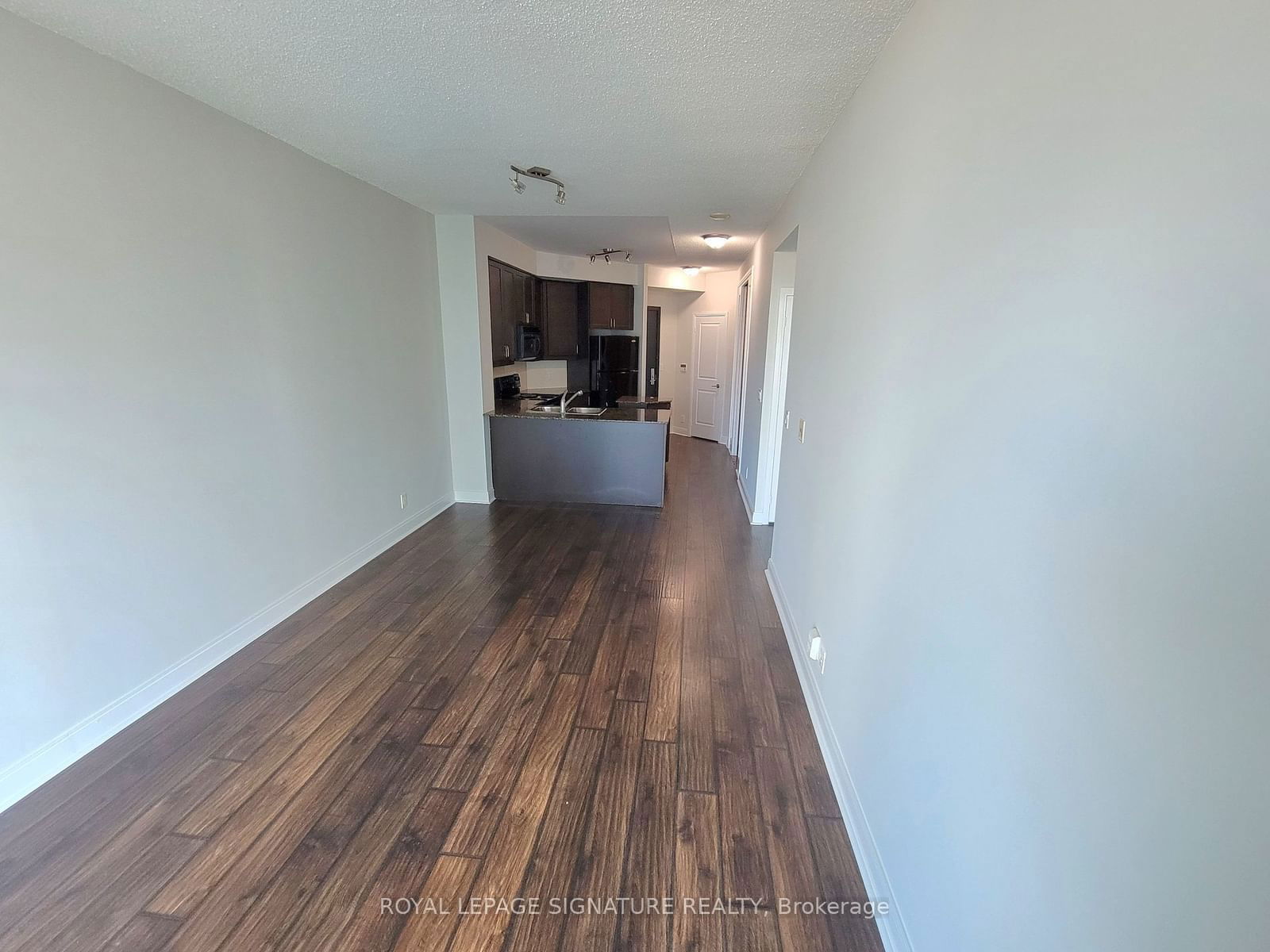 90 Absolute Ave, unit 1407 for rent - image #4