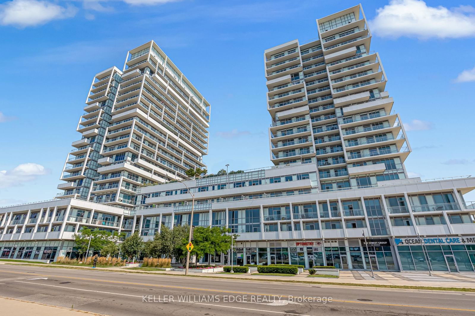 55 Speers Rd, unit 1106 for sale