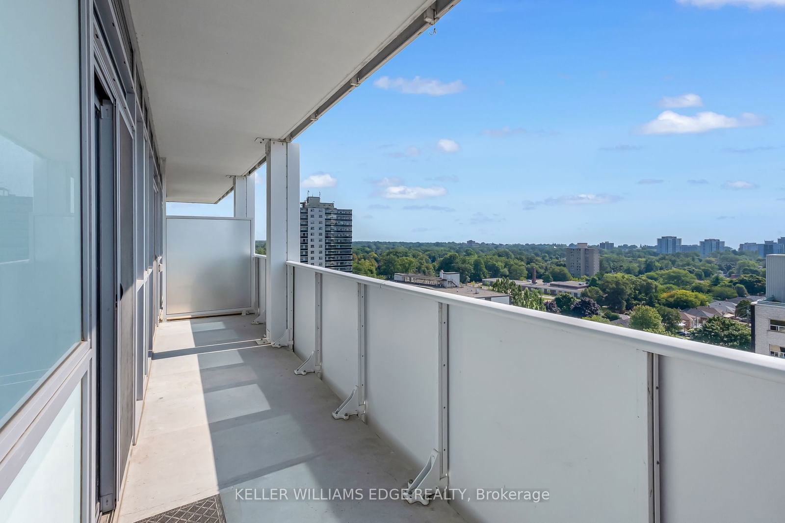 55 Speers Rd, unit 1106 for sale - image #34