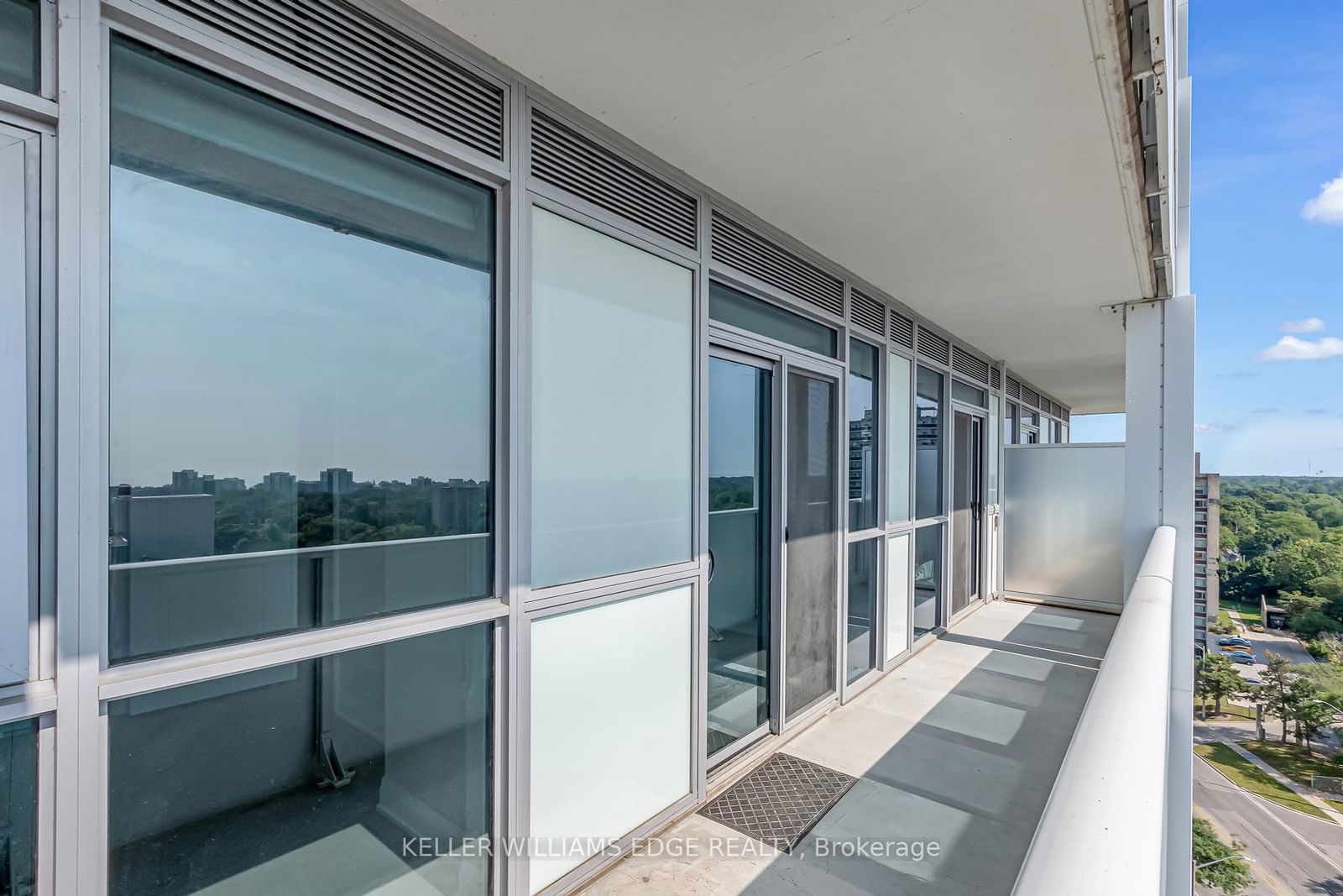 55 Speers Rd, unit 1106 for sale - image #7