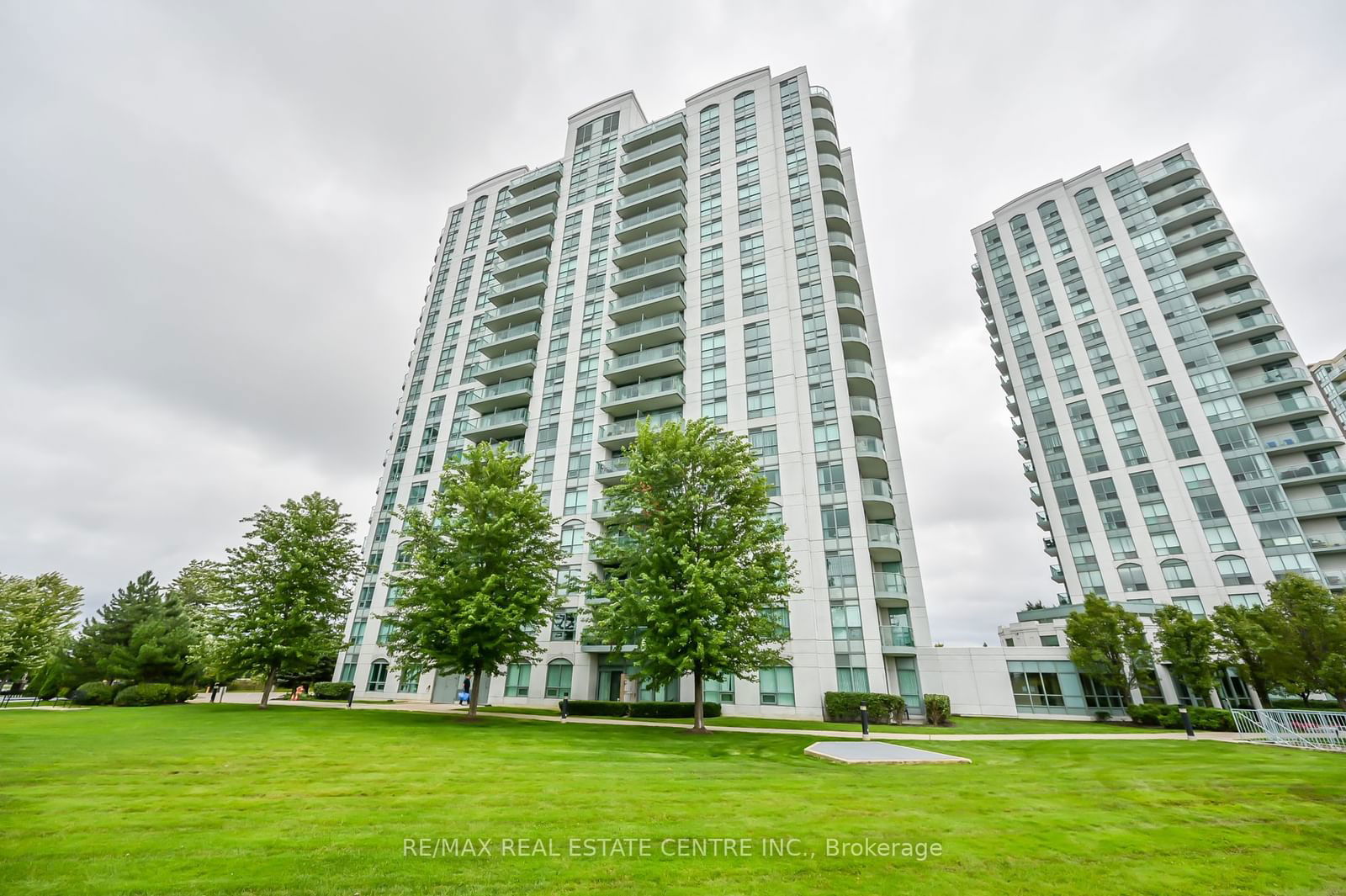 4900 Glen Erin Dr, unit 1611 for rent - image #36