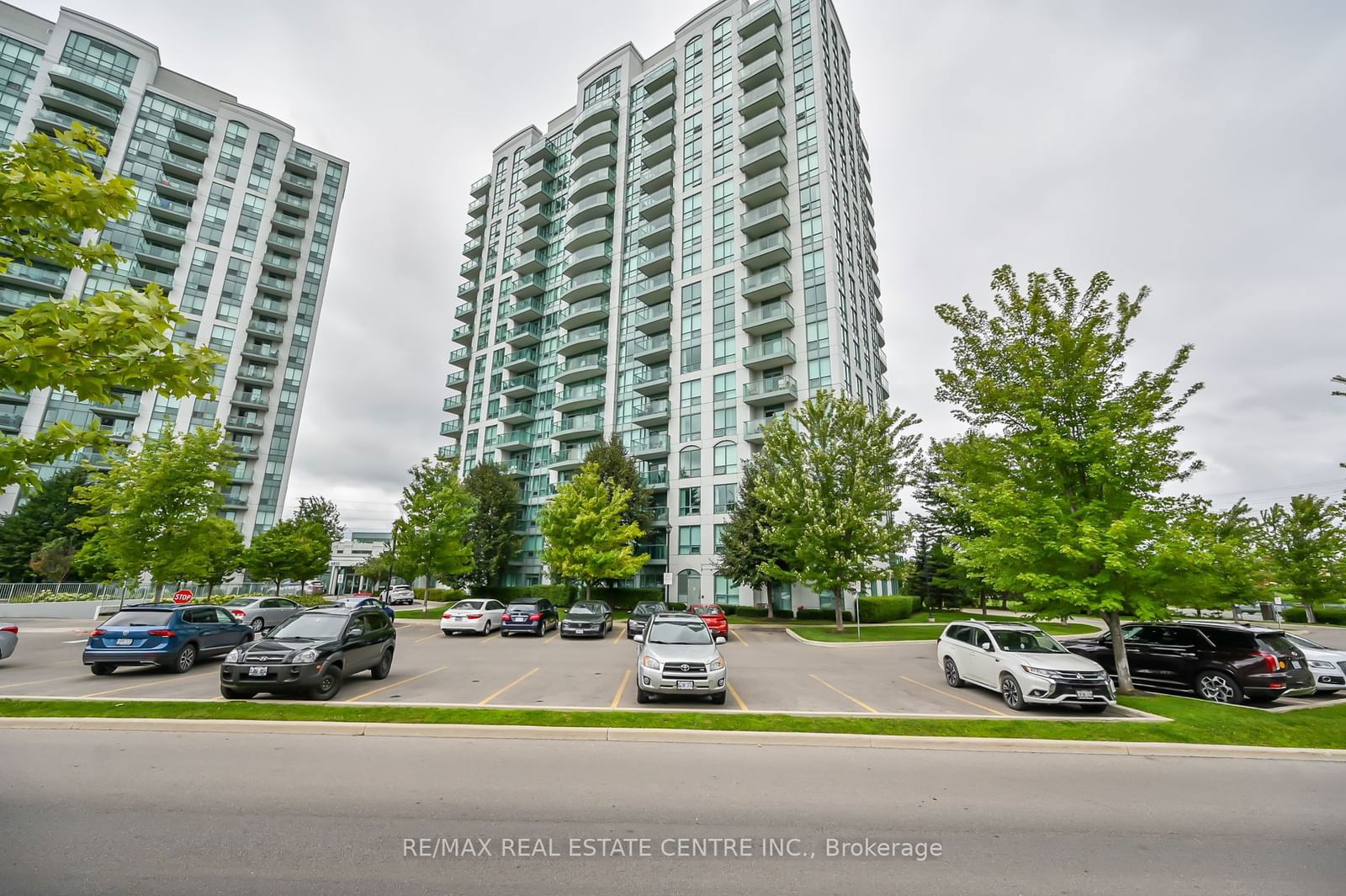 4900 Glen Erin Dr, unit 1611 for rent - image #38