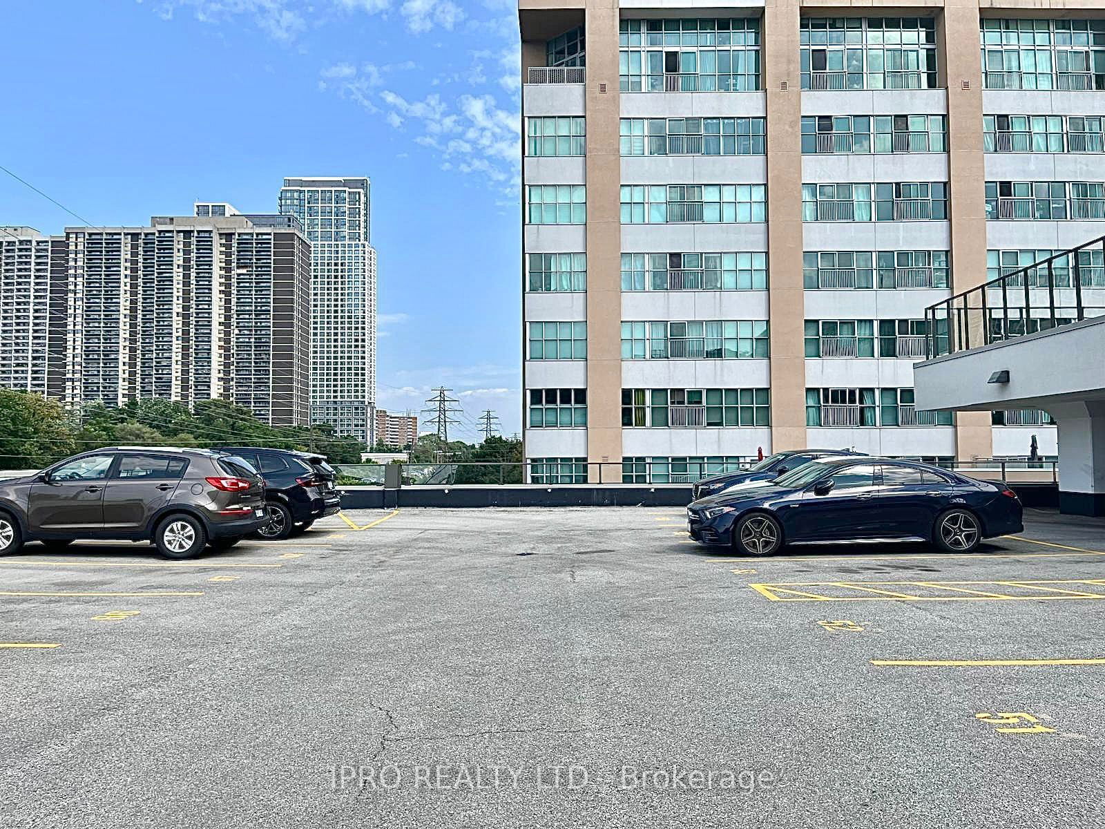 8 Fieldway Rd, unit 606 for rent - image #17