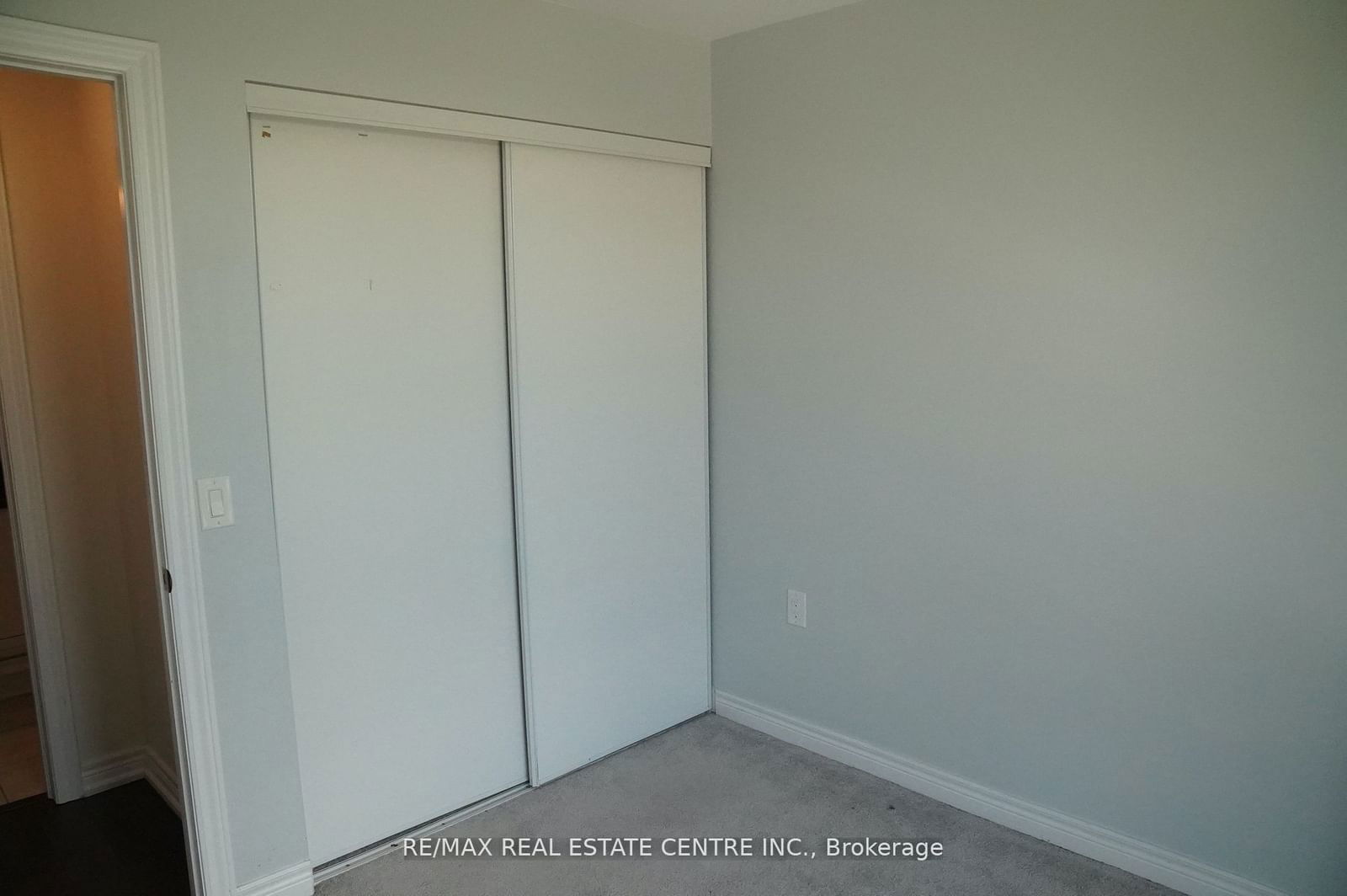 2388 Khalsa Gate, unit 305 for rent