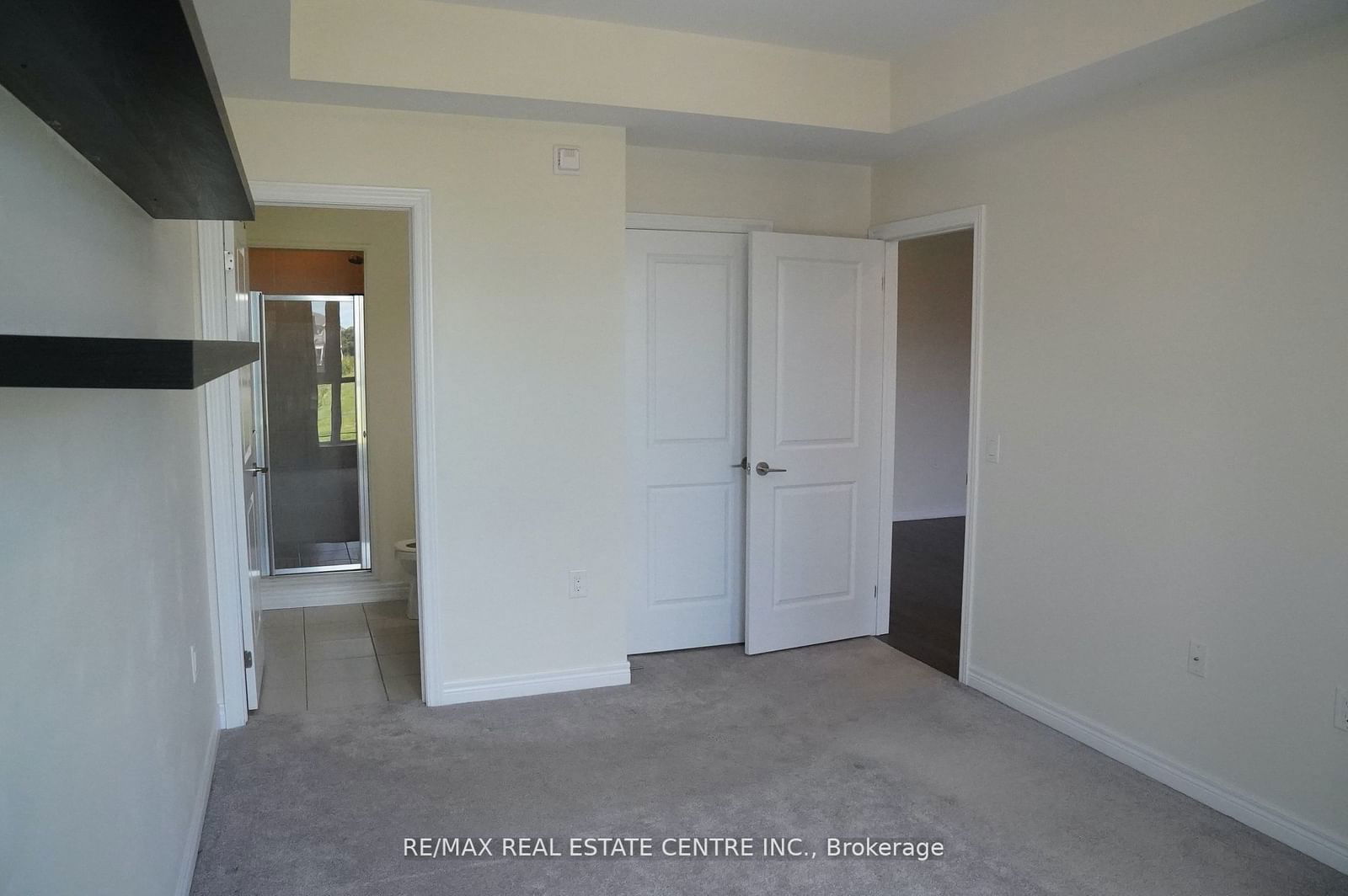 2388 Khalsa Gate, unit 305 for rent