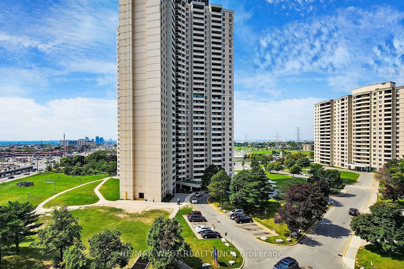 5 San Romanoway, unit 808 for sale