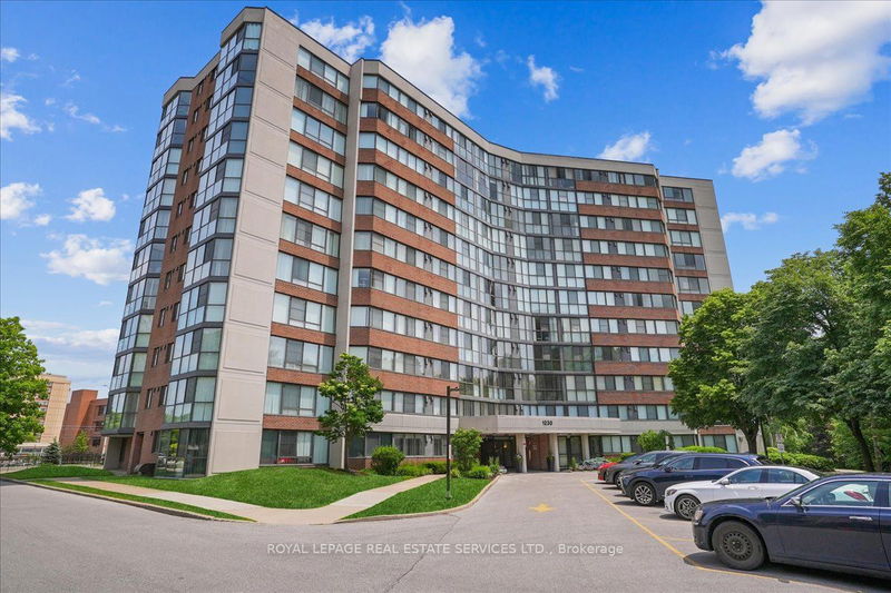 1230 Marlborough Crt, unit 702 for sale - image #1