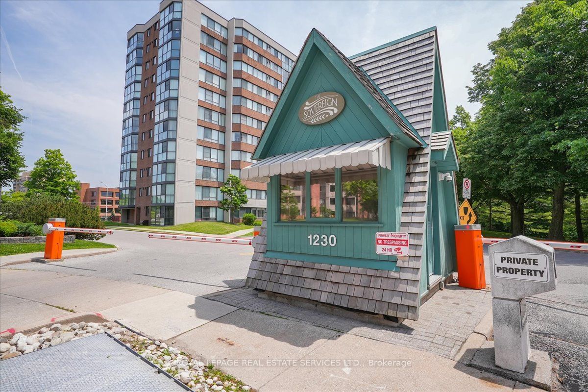 1230 Marlborough Crt, unit 702 for sale - image #34