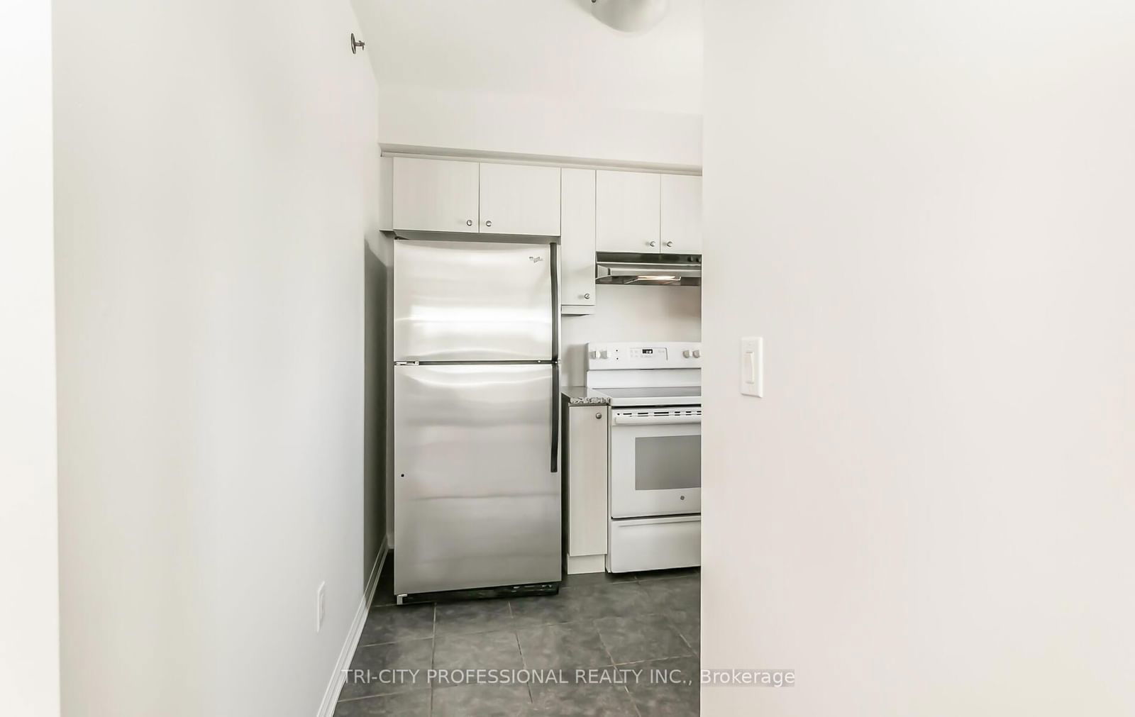 70 Baycliffe Cres, unit 204 for sale - image #20