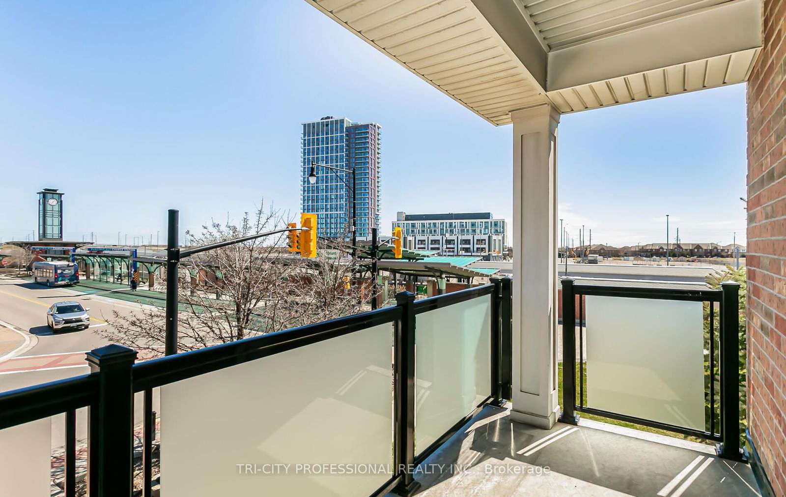 70 Baycliffe Cres, unit 204 for sale - image #35