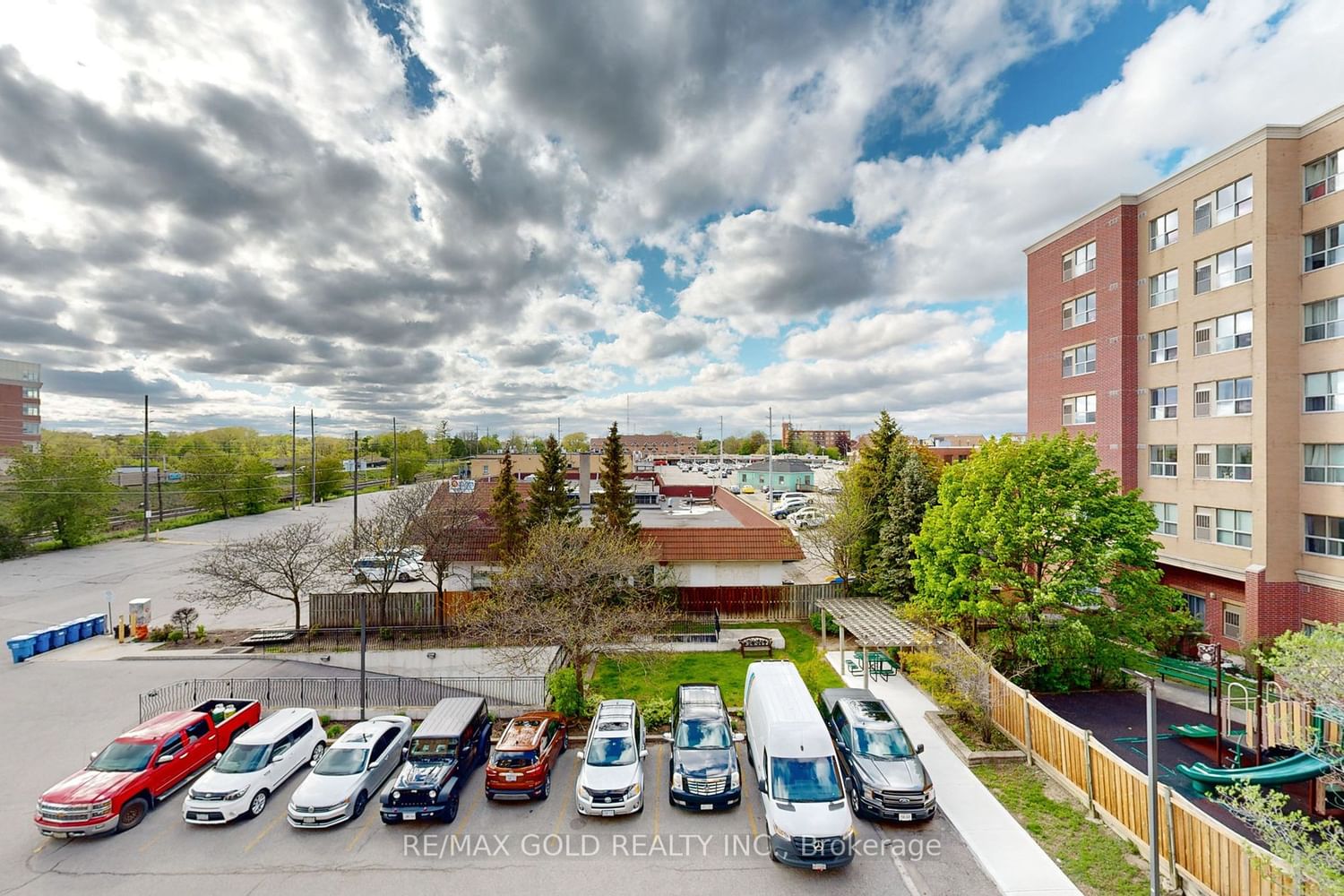 Tannery Square Condos, Mississauga, Toronto